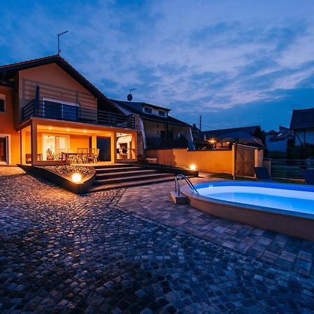Villa Aljmas Aljmaš Exterior foto